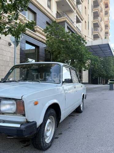 LADA (VAZ) 2107-5