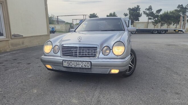 Mercedes E 240-20