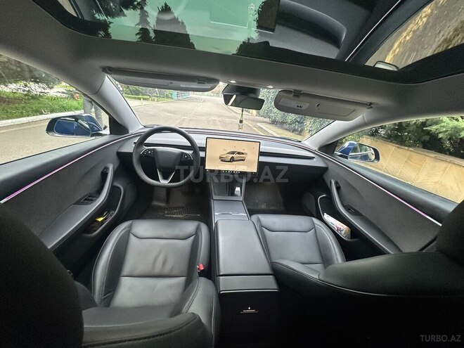 Tesla Model 3-12