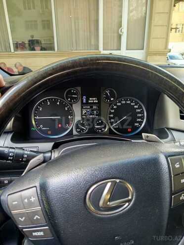 Lexus LX 570-4