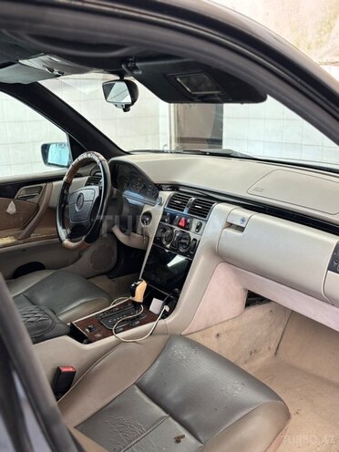 Mercedes E 200-15