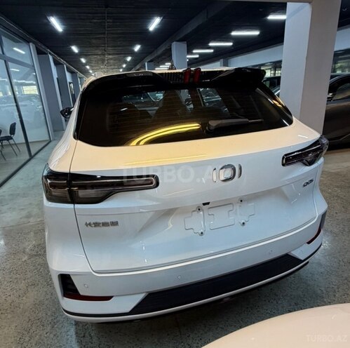 Changan Qiyuan Q05-4