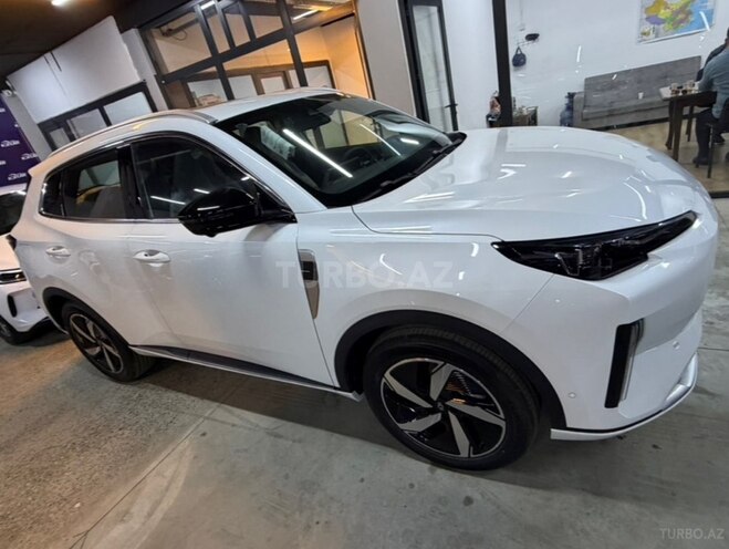 Changan Qiyuan Q05-7