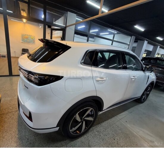 Changan Qiyuan Q05-8