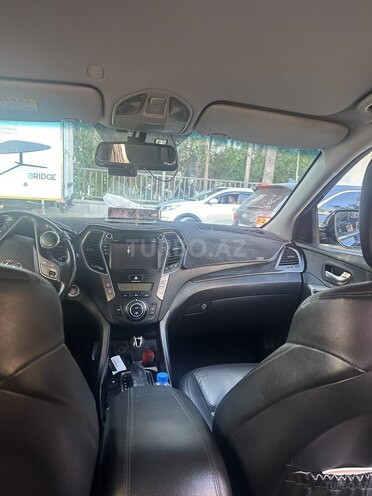 Hyundai Santa Fe-6