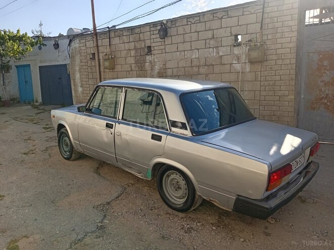 LADA (VAZ) 2107-5