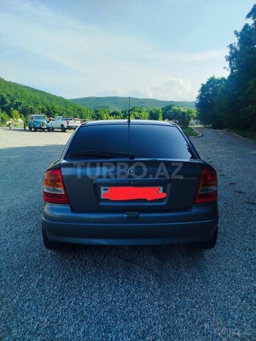 Opel Astra-2