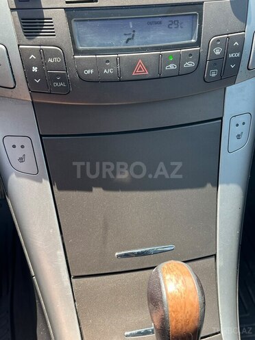 Hyundai Sonata-12