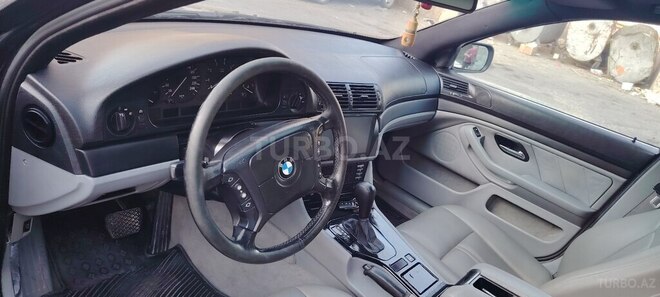 BMW 523-3