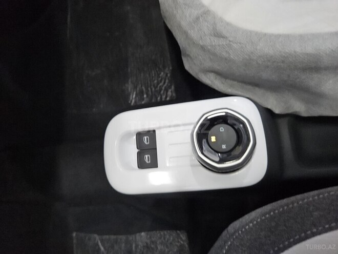 Geely Geometry Panda Mini-8