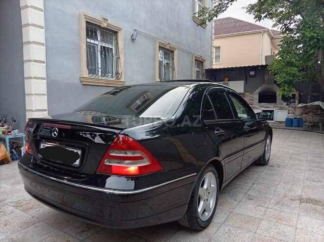 Mercedes C 240-3
