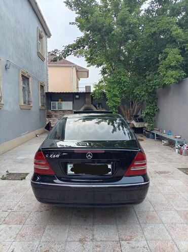 Mercedes C 240-9
