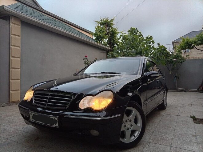 Mercedes C 240-13