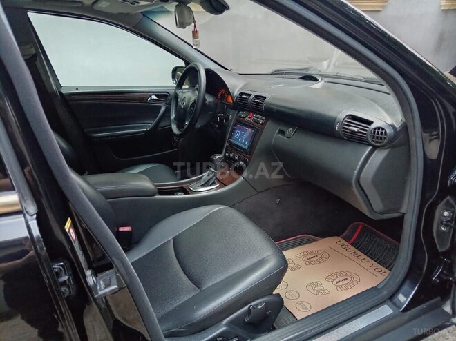 Mercedes C 240-16