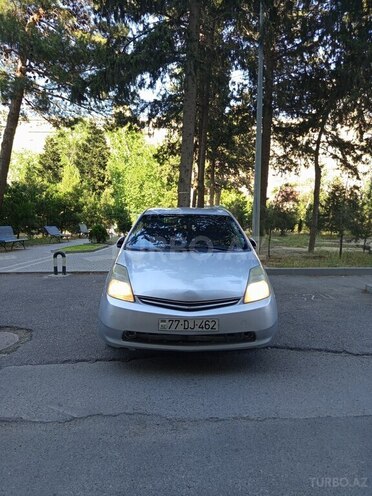 Toyota Prius-1