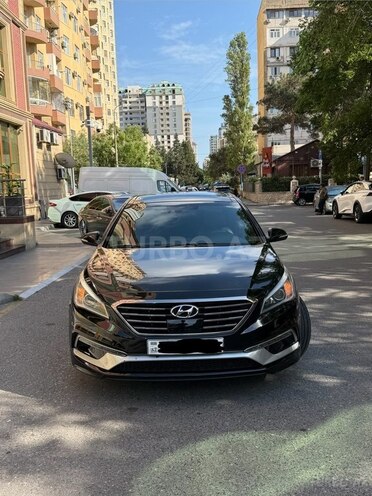 Hyundai Sonata-2
