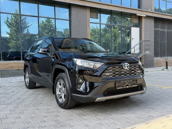 Toyota RAV4-1
