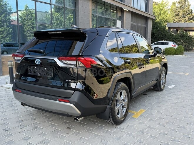 Toyota RAV4-2
