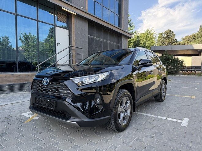 Toyota RAV4-4