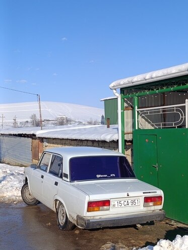 LADA (VAZ) 2107-5