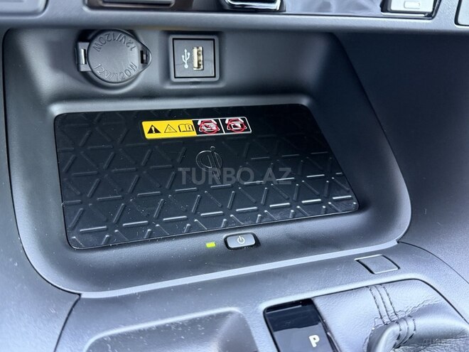Toyota RAV4-19