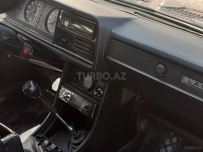 LADA (VAZ) 2107-4