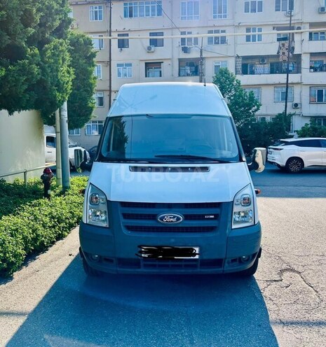 Ford Transit-1
