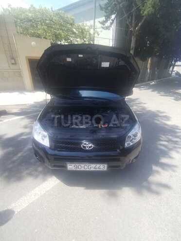 Toyota RAV4-9