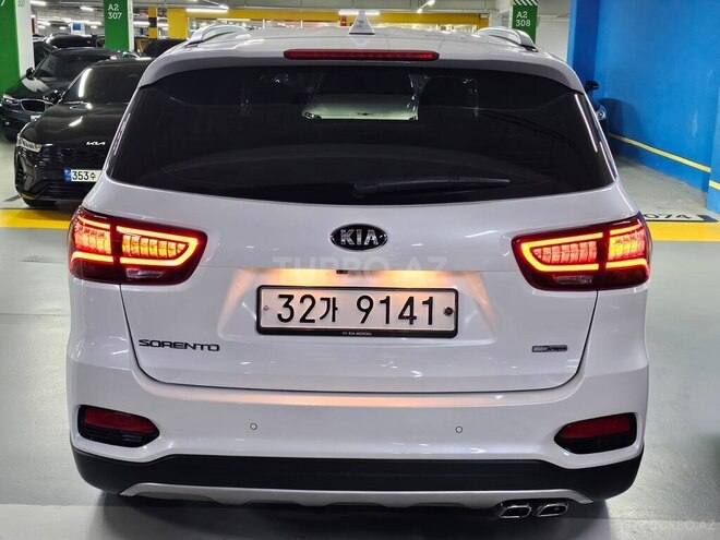 Kia Sorento-4