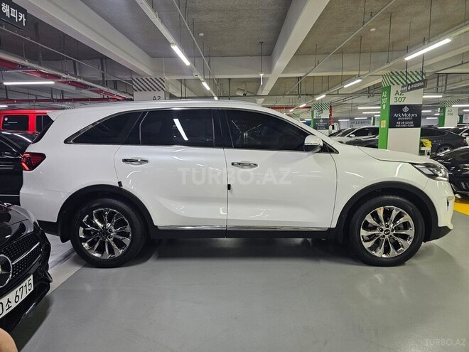 Kia Sorento-8