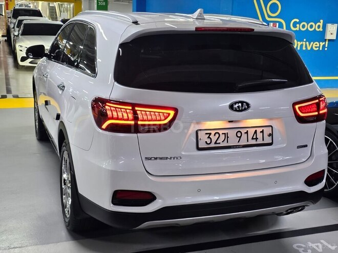Kia Sorento-5