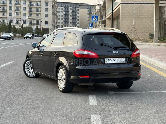 Ford Mondeo-10