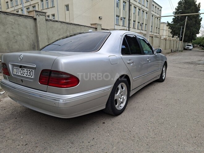 Mercedes E 280-7