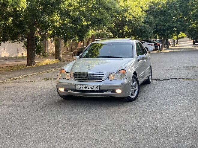 Mercedes C 240-10