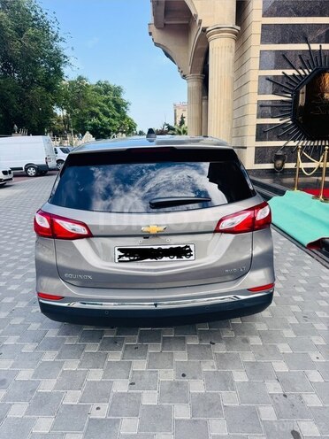 Chevrolet Equinox-4