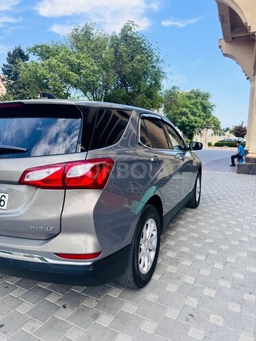 Chevrolet Equinox-5