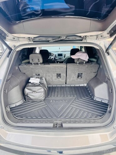 Chevrolet Equinox-8