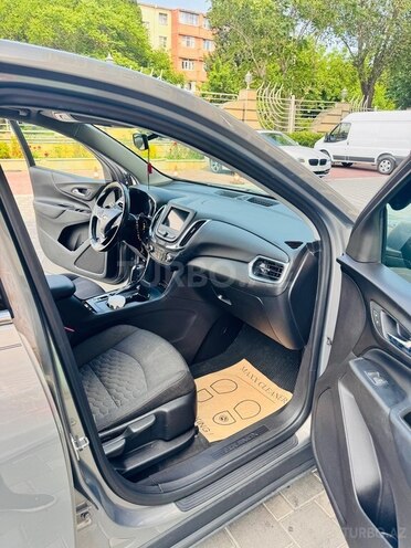 Chevrolet Equinox-10