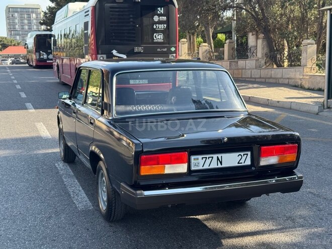 LADA (VAZ) 2107-5