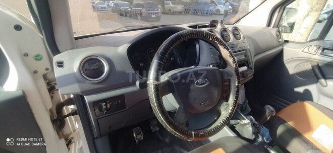 Ford Tourneo Connect-5