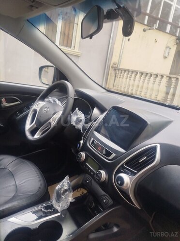 Hyundai ix35-12
