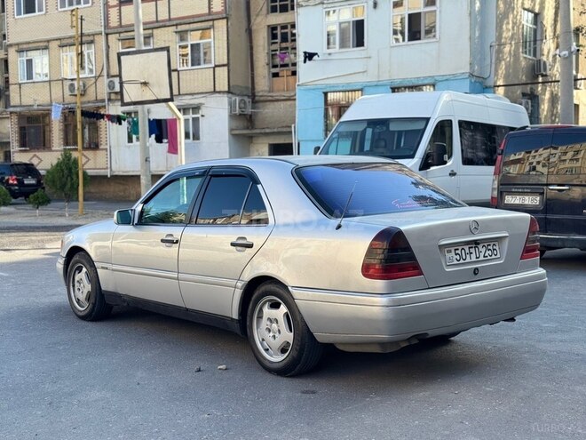 Mercedes C 250-4