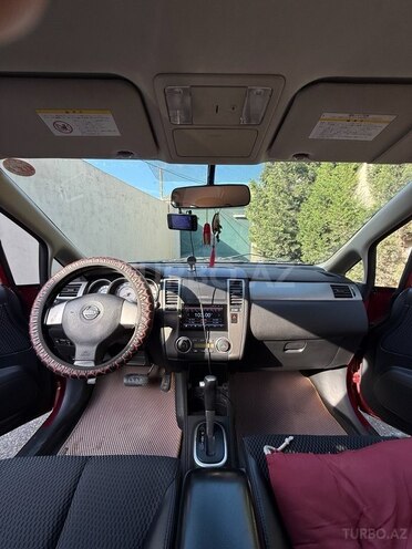Nissan Tiida-8