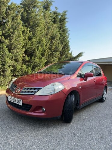 Nissan Tiida-2