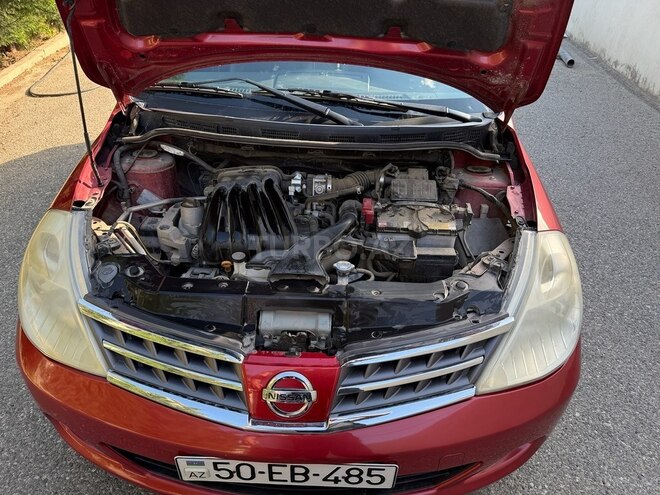 Nissan Tiida-3