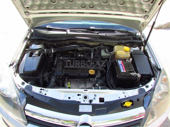 Opel Astra-12