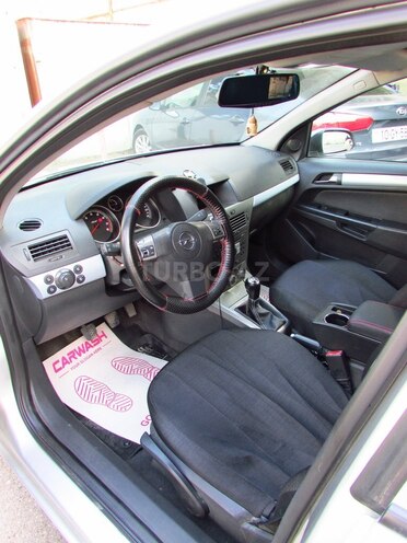 Opel Astra-16