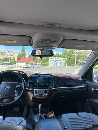 Hyundai Santa Fe-9