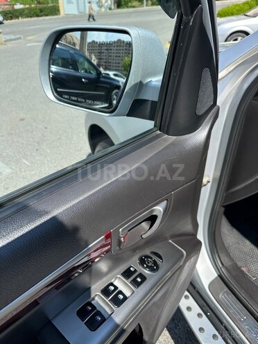 Hyundai Santa Fe-8