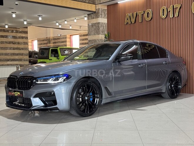 BMW 530e-7